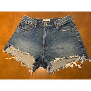 Abercrombie Curve Love High Rise Mom Denim Short